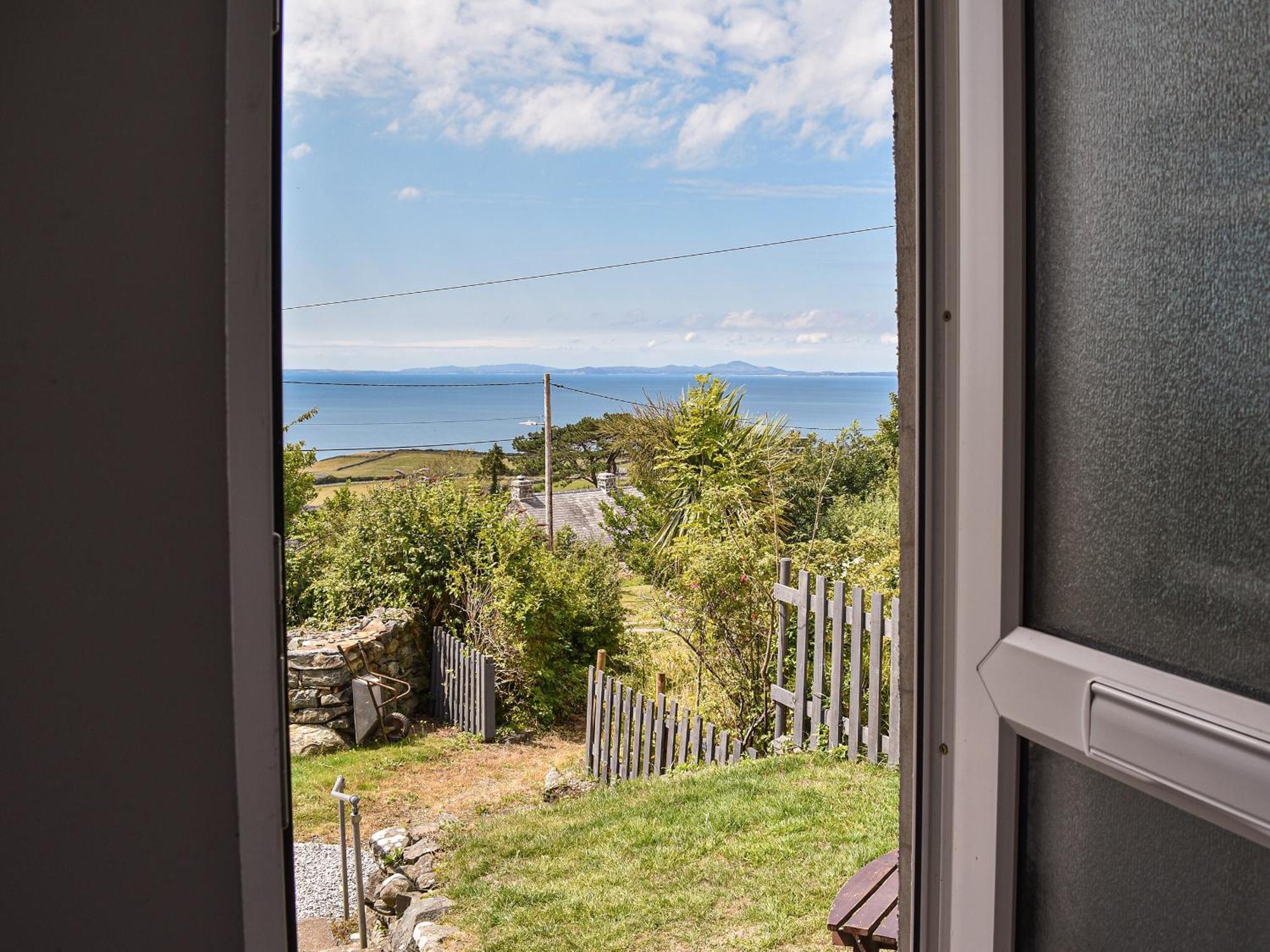 Bryn Derwen Villa Llanfair Eksteriør billede